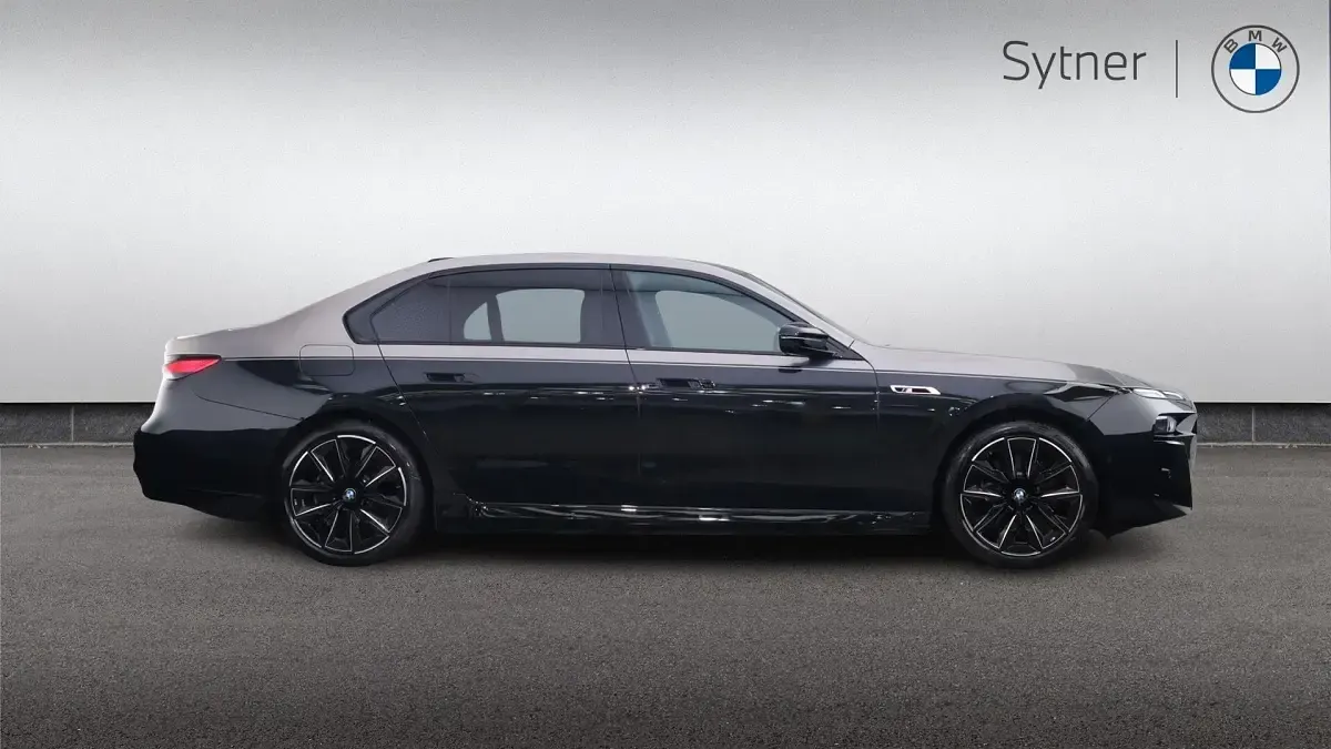 Used BMW i7 Comfort Edition 478 kW (650 HP) 2025 Black Sedan