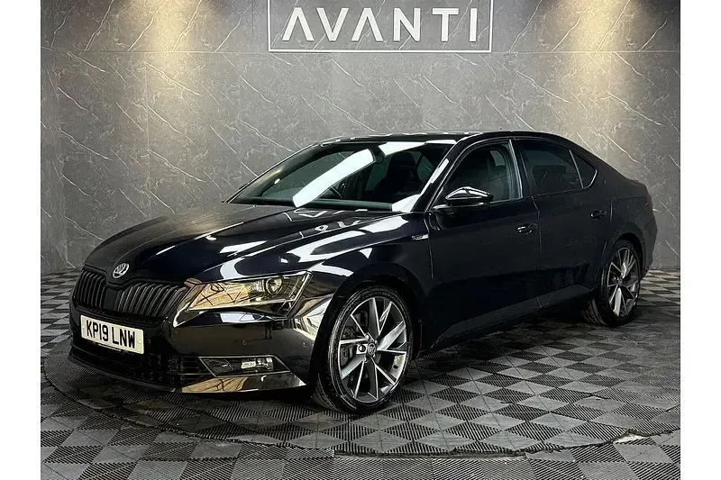 Used Skoda Superb SportLine 272 HP (200 kW) 2019 Black Hatchback