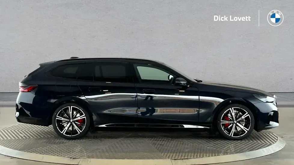 Used BMW 530e M Sport 295 HP (216 kW) 2026 Black Estate