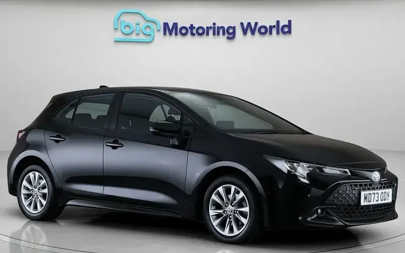 Used Toyota Corolla 140 HP (102 kW) 2023 Hatchback