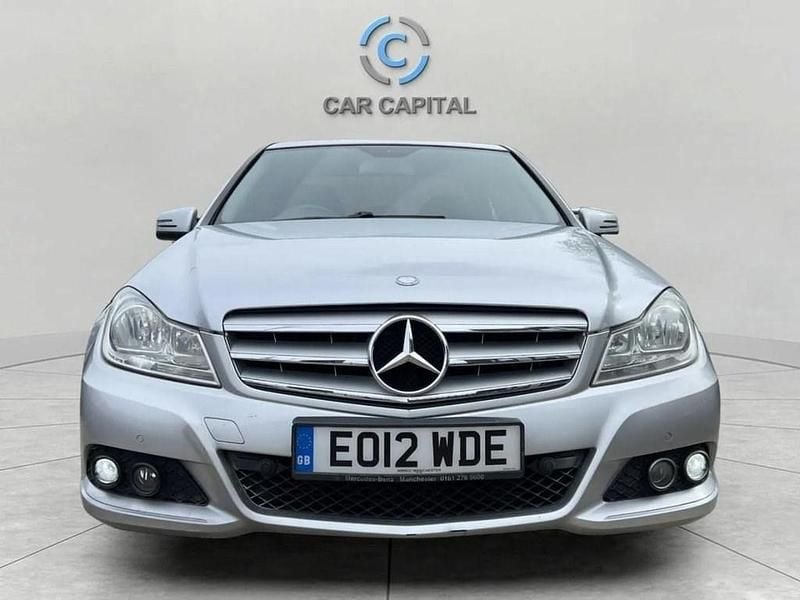 Used Mercedes C180 SE 156 HP (114 kW) 2012 Silver Sedan