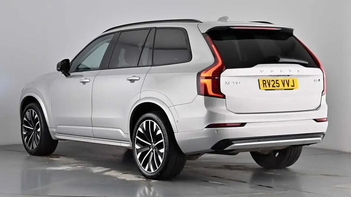 Used Volvo XC90 Plus 455 HP (334 kW) 2025 Silver dawn SUV
