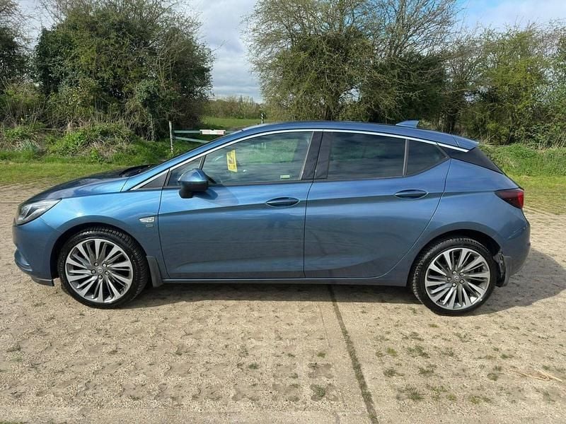 Used Vauxhall Astra Elite 150 HP (110 kW) 2017 Blue Hatchback