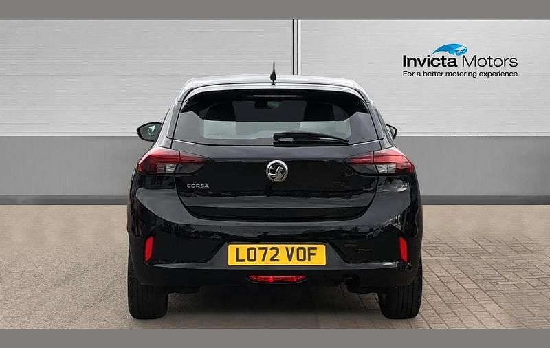 Used Vauxhall Corsa Design Edition 75 HP (55 kW) 2022 Black Hatchback