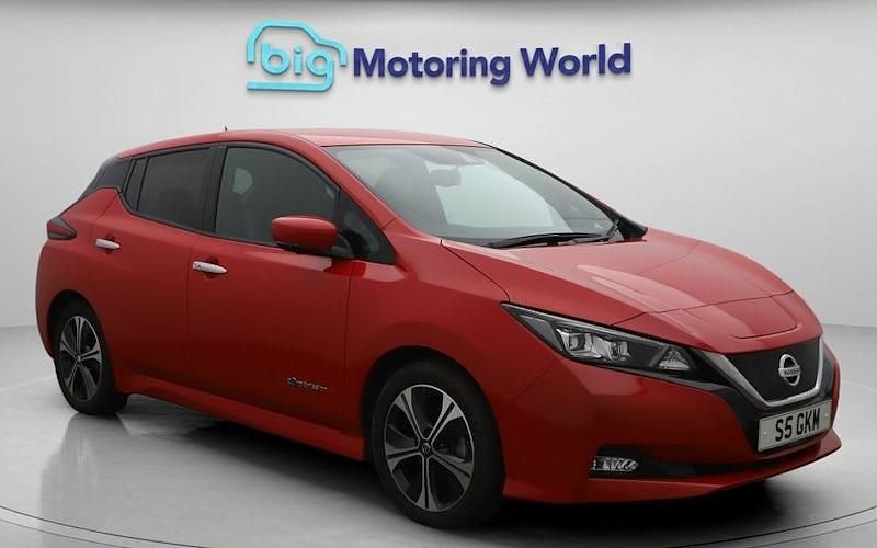Used 2021 Nissan Leaf Tekna Hatchback | £8,916 (Good price) - Image 1/4