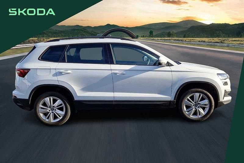 Used Skoda Karoq SE 114 HP (83 kW) 2025 White SUV