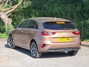 Used Kia Ceed 158 HP (116 kW) 2023 Bronze Hatchback