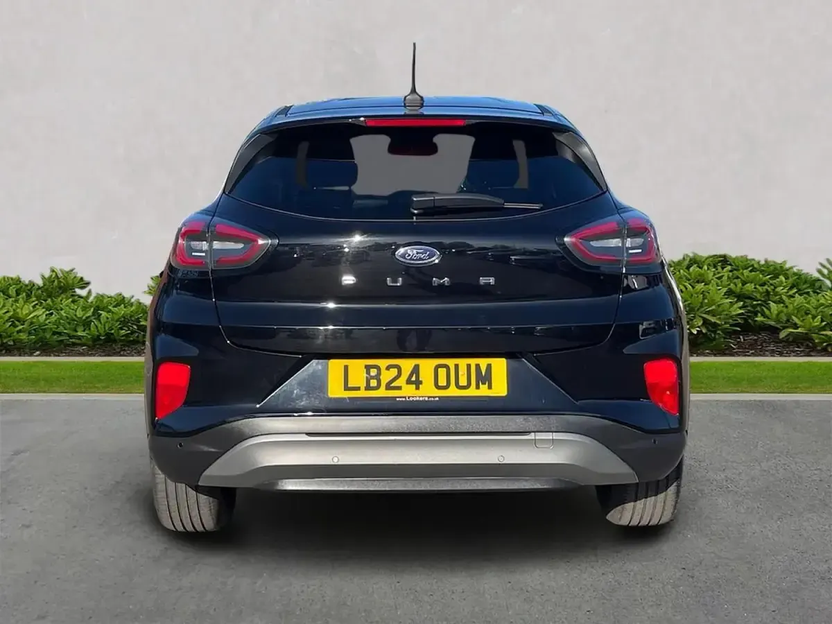 Usado Ford Puma Titanium 125 CV (91 kW) 2024 Negro SUV