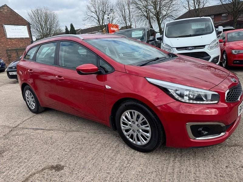 Used Kia Ceed Sportswagon 134 HP (98 kW) 2024 Red Estate