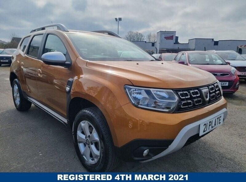 Orange Used 2021 Dacia Duster Comfort SUV | £10,999 (Good price) - Image 1/4