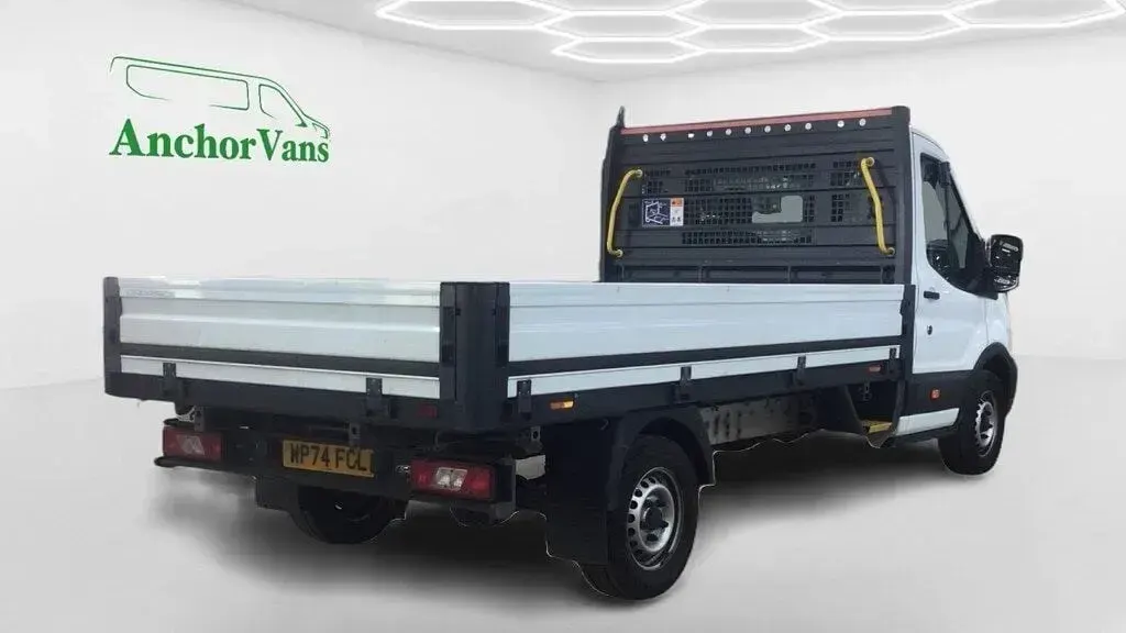 Second-hand Ford Transit 130 CP (95 kW) 2024 Alb Cabrio