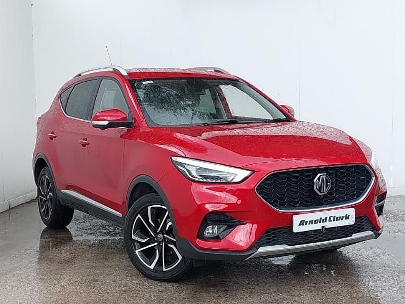 Used MG ZS Exclusive 111 HP (81 kW) 2024 Red Sedan