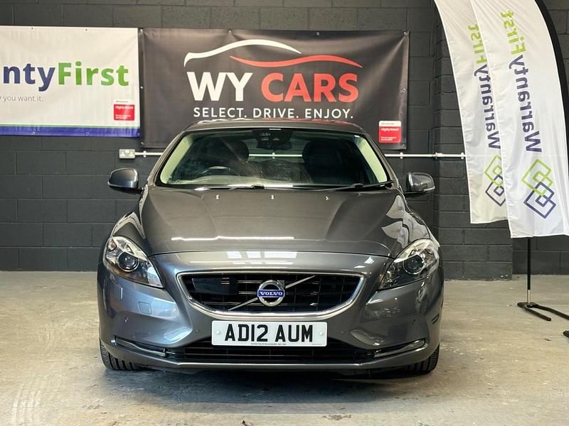 Used Volvo V40 SE Lux 114 HP (83 kW) 2012 Grey Hatchback