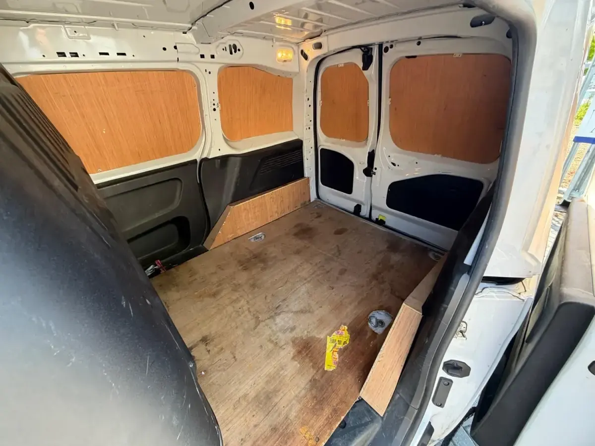 Used Citroën Berlingo 100 HP (73 kW) 2023 White MPV