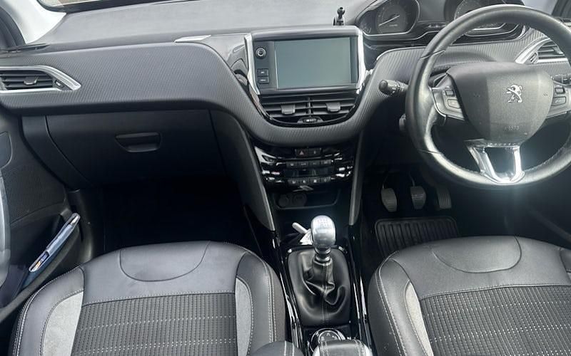 Used Peugeot 2008 Allure Premium 110 HP (80 kW) 2019 Grey SUV