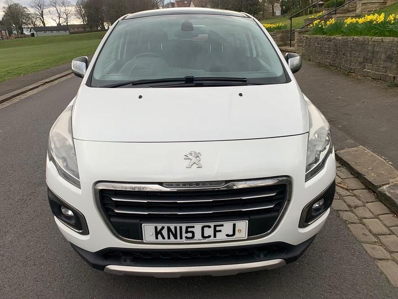 Used Peugeot 3008 Allure 2015 White Hatchback