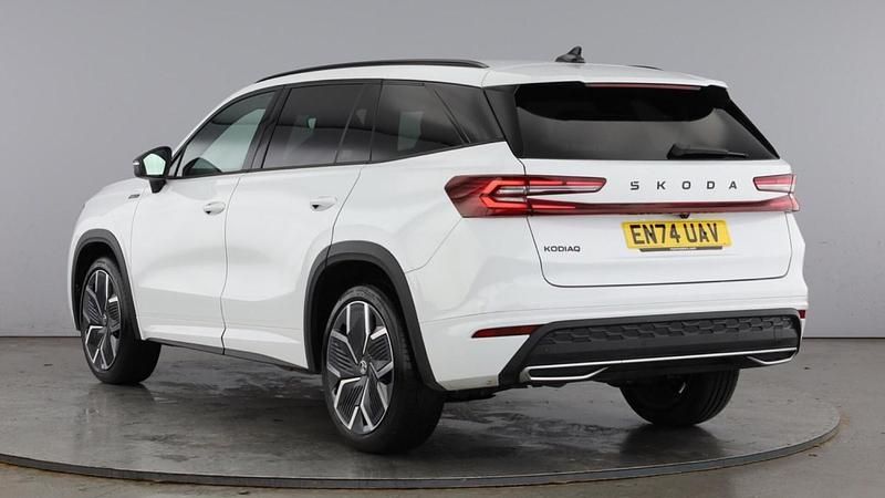 Used Skoda Kodiaq SportLine 2025 White SUV