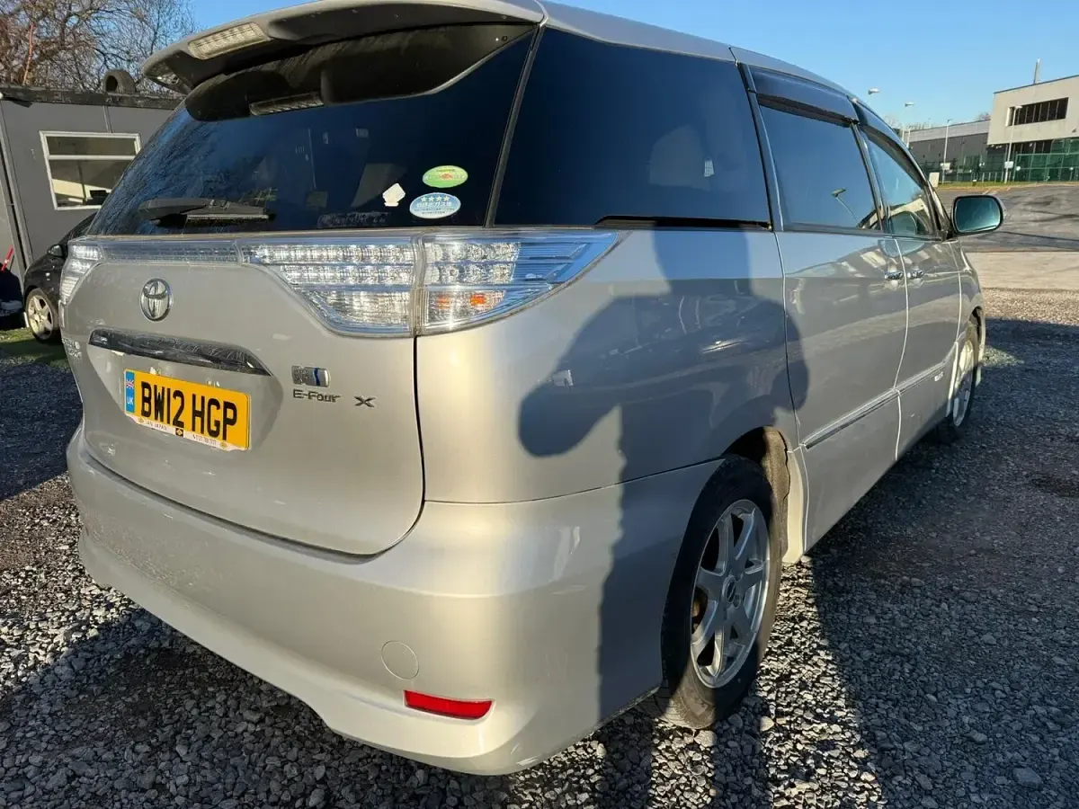 Used Toyota Estima 2025 Silver MPV