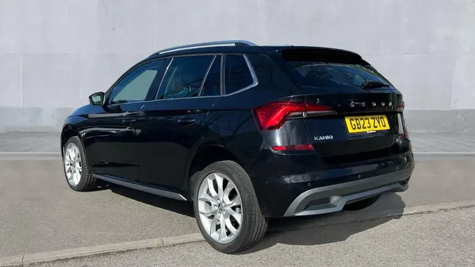 Used Skoda Kamiq SE 150 HP (110 kW) 2023 Black magic pearl effect SUV