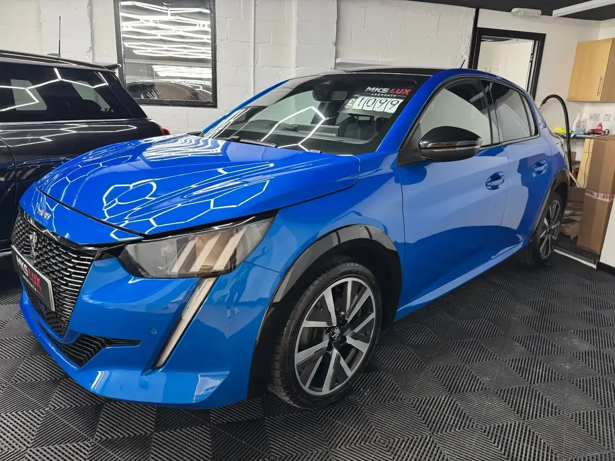 Used Peugeot 208 GT-line 100 HP (73 kW) 2020 Blue Hatchback