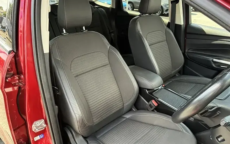 Used Ford Kuga Titanium 120 HP (88 kW) 2018 SUV