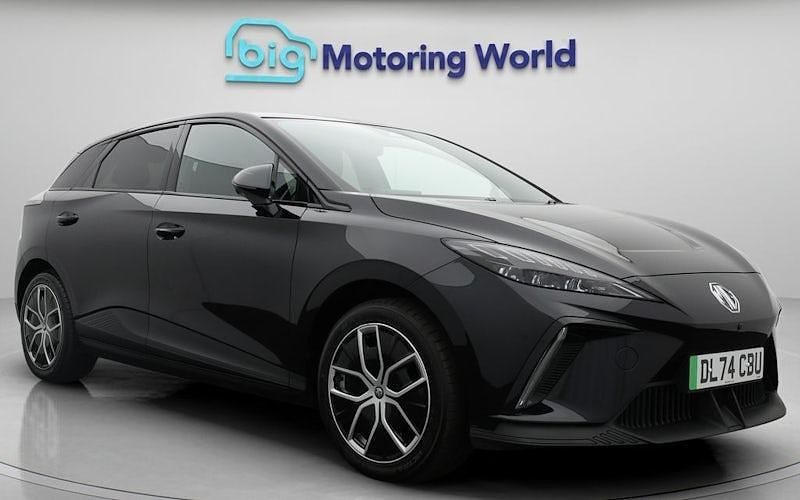 Used MG MG4 EV Trophy 319 kW (435 HP) 2024 Black Hatchback