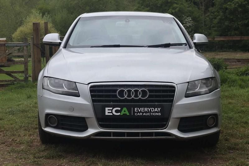 Used Audi A4 Performance 211 HP (155 kW) 2009 Silver Sedan