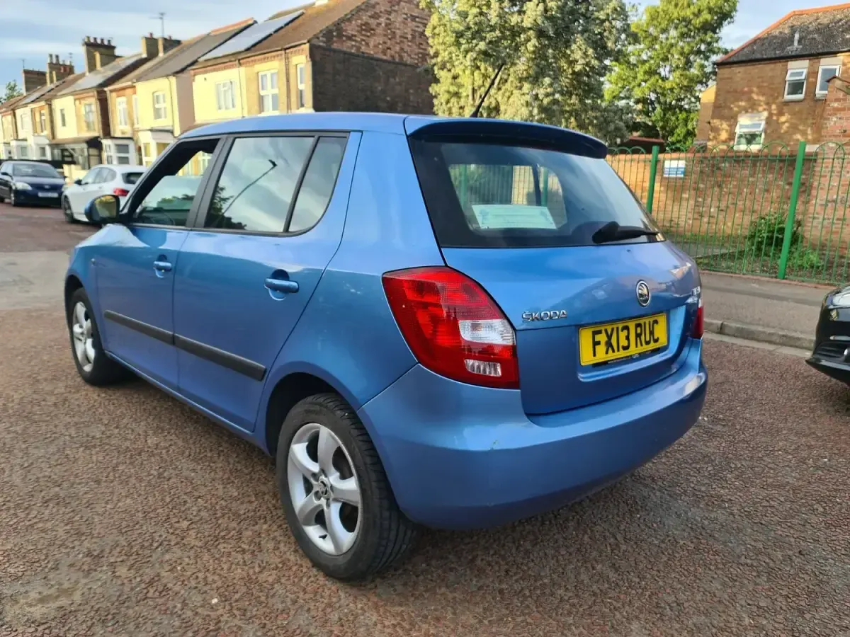 Used Skoda Fabia SE 2013 Blue Hatchback