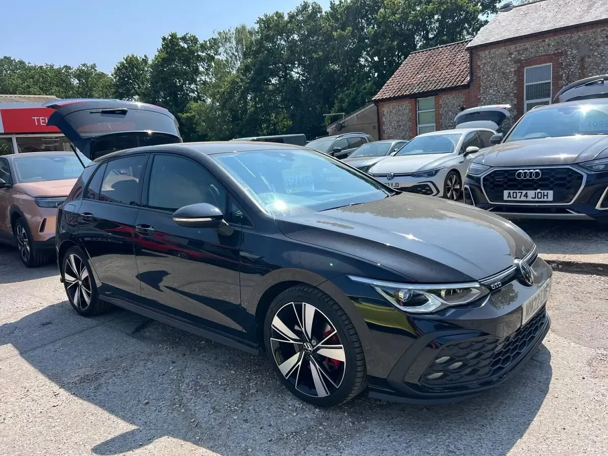Used VW Golf VIII GTD 200 HP (147 kW) 2022 Black Hatchback