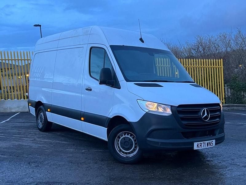Used Mercedes Sprinter Progressive 148 HP (108 kW) 2022 White Van