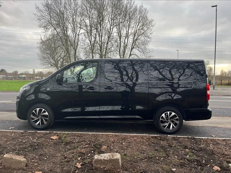 Black Used 2023 Fiat Scudo Business Van | £14,950 (Fair price) - Image 1/4