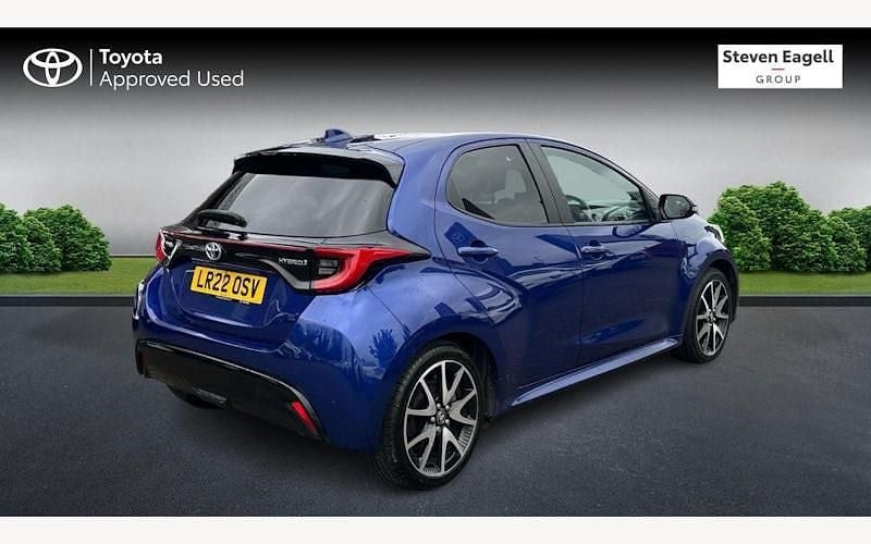Used Toyota Yaris Hybrid 116 HP (85 kW) 2021 Hatchback