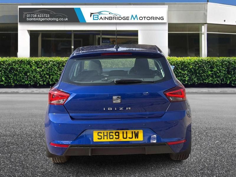 Used Seat Ibiza SE Technology 95 HP (69 kW) 2019 Blue Hatchback