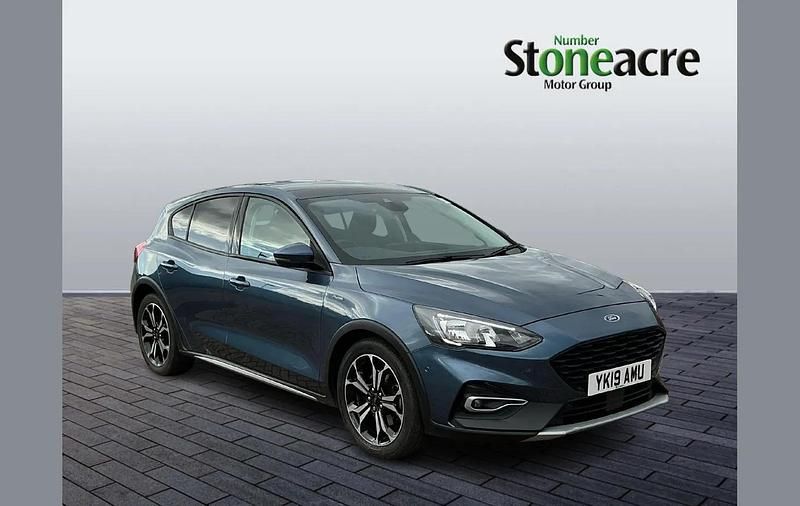 Used Ford Focus Active X 150 HP (110 kW) 2019 Blue Hatchback