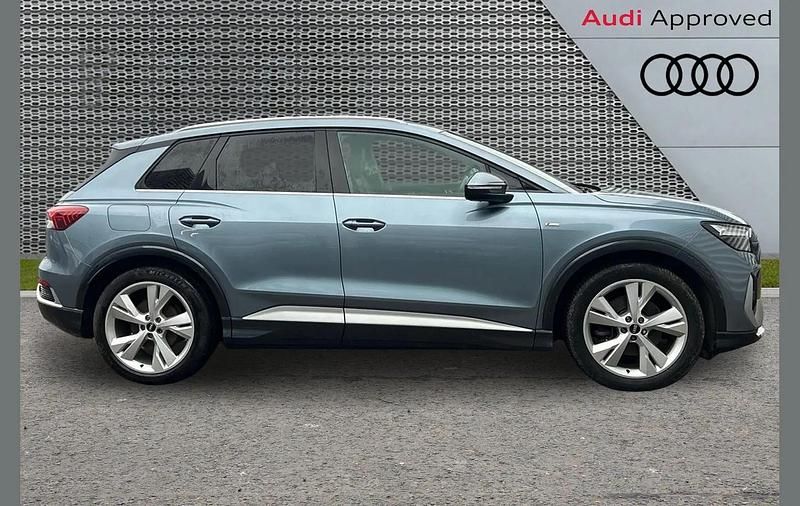 Used Audi Q4 e-tron S-Line 125 kW (170 HP) 2022 Blue SUV