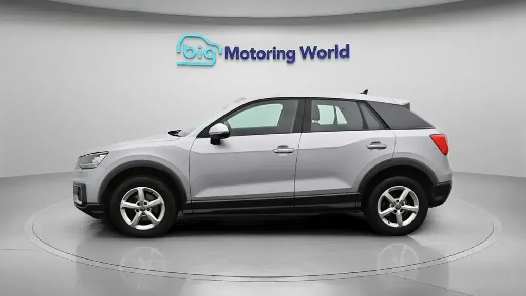Used Audi Q2 150 HP (110 kW) 2020 Silver SUV