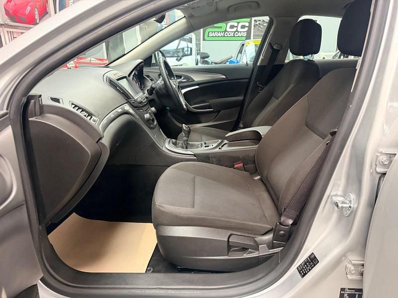 Used Vauxhall Insignia Design Edition 2017 Silver Hatchback