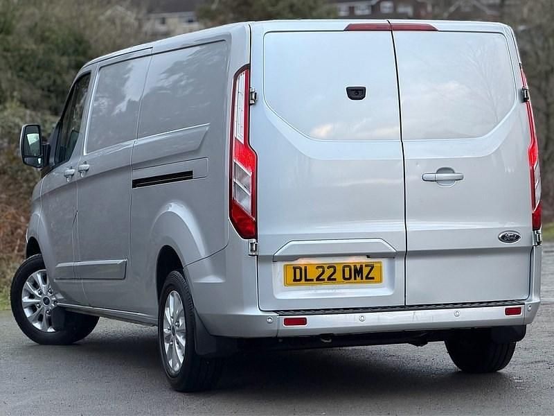 Used Ford Transit Custom Limited 130 HP (95 kW) 2022 Silver Van
