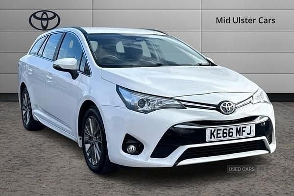 Used Toyota Avensis Business Edition 2017 White Estate