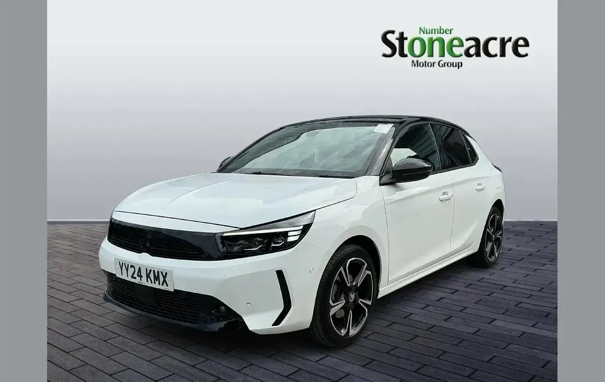 Used Vauxhall Corsa Ultimate 99 HP (72 kW) 2024 White Hatchback