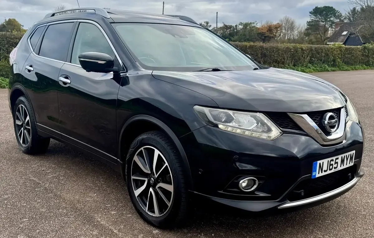 Used Nissan X-Trail Tekna 130 HP (95 kW) 2015 Black SUV