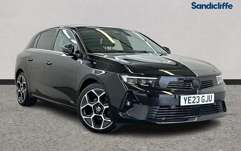 Used Vauxhall Astra Ultimate 131 HP (96 kW) 2023 Hatchback