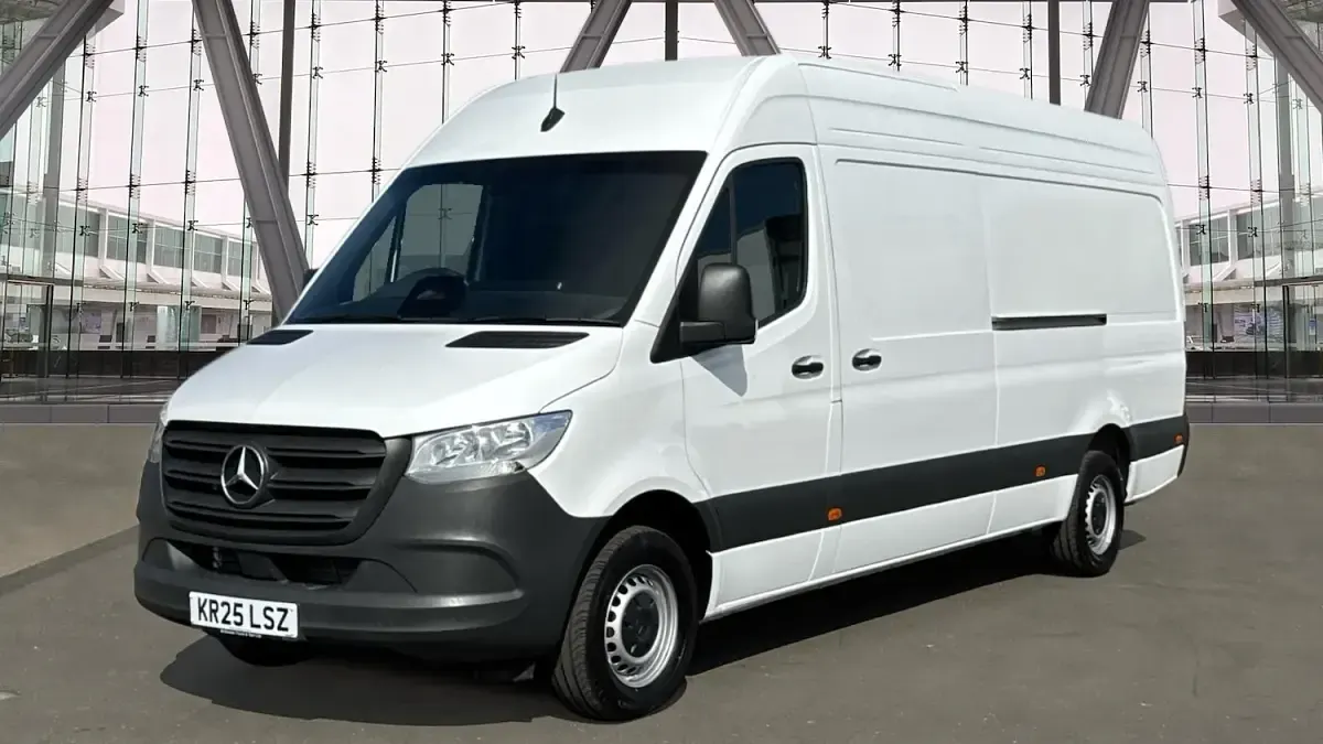 Used Mercedes Sprinter 150 HP (110 kW) 2025 White Van