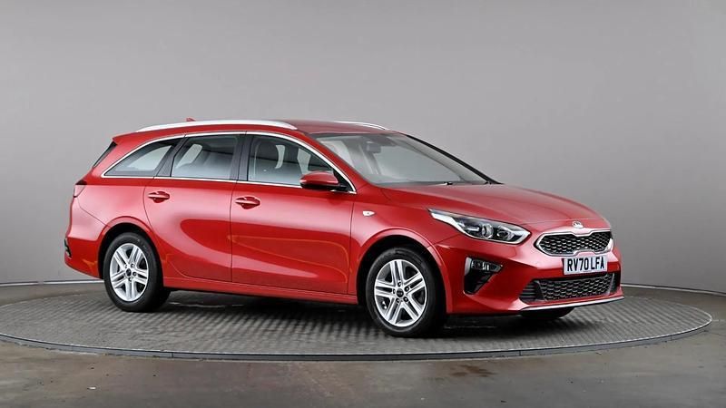 Red Used 2020 Kia Ceed 2 Estate | £11,998 (Fair price) - Image 1/4