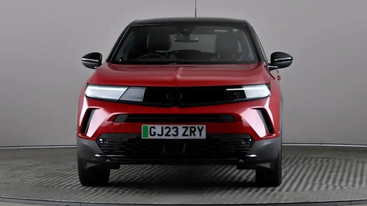 Second-hand Vauxhall Mokka 100 kW (136 CP) 2023 Roșu SUV