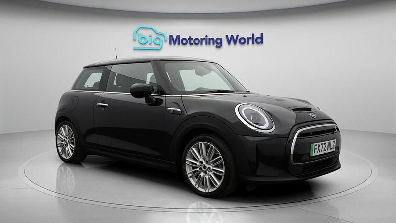Used Mini Cooper S Hatch 135 kW (184 HP) 2022 Black Hatchback