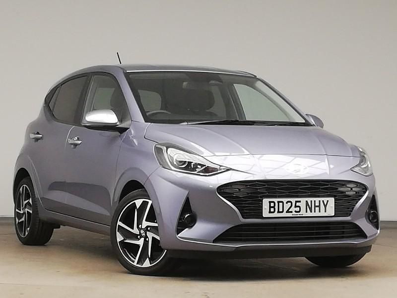 Blue New 2025 Hyundai i10 Premium Hatchback | £17,998 (A bit pricey) - Image 1/4
