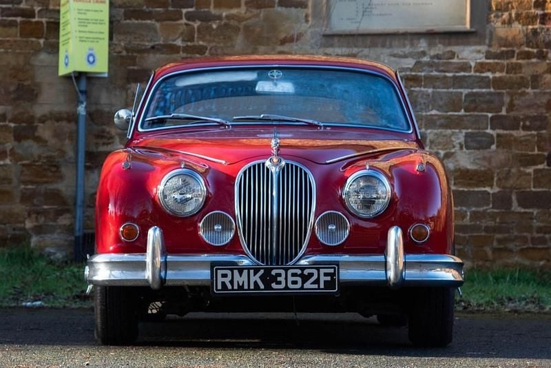 Used Jaguar MK II 1967 Red Sedan