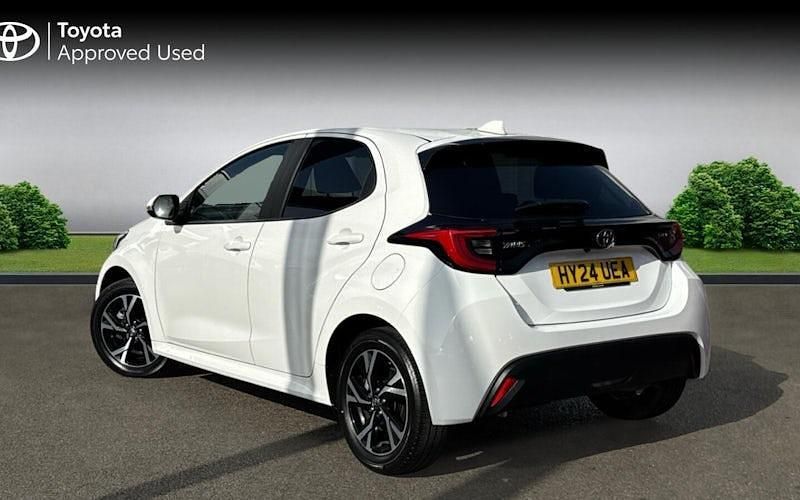 Used Toyota Yaris Hybrid Design 116 HP (85 kW) 2026 Hatchback
