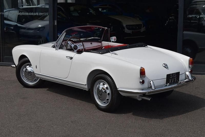 Used Alfa Romeo Giulietta 1960 White Hatchback